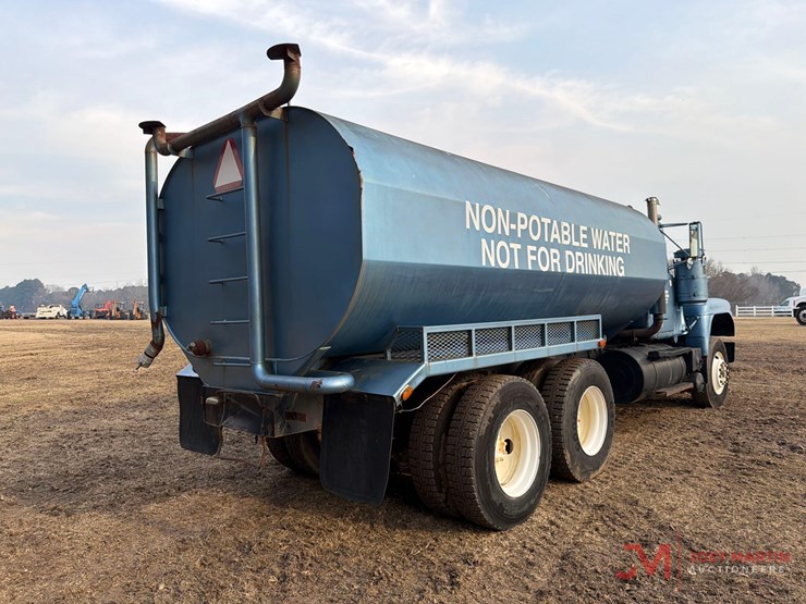 mack-rs686lst-image-3