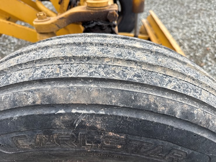 massey-ferguson-8-image-42