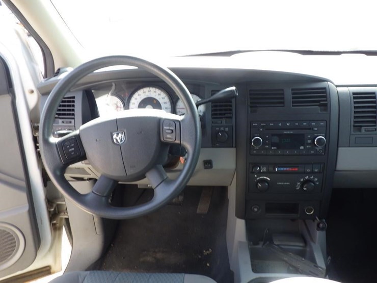 2008-dodge-durango-image-9