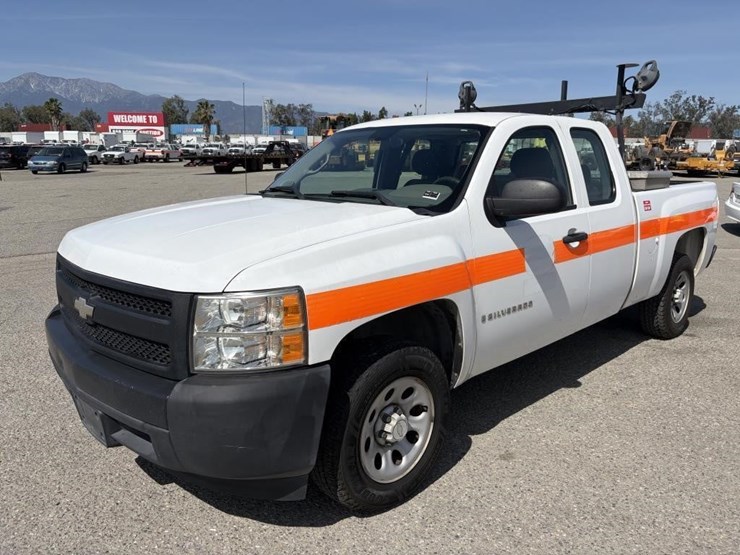 2008-chevrolet-1500-image-1