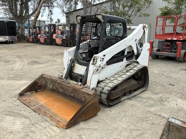 2018-bobcat-t650-image-1