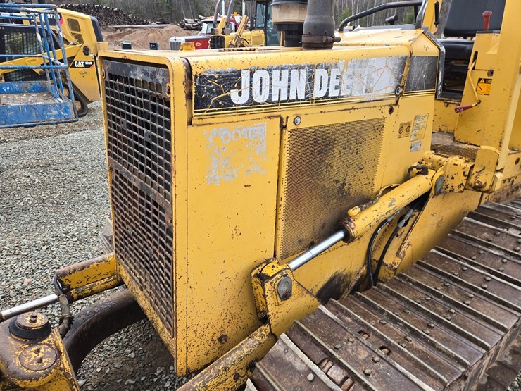 deere-550g-lt-image-26