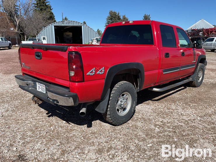 2004-chevrolet-silverado-2500-image-5