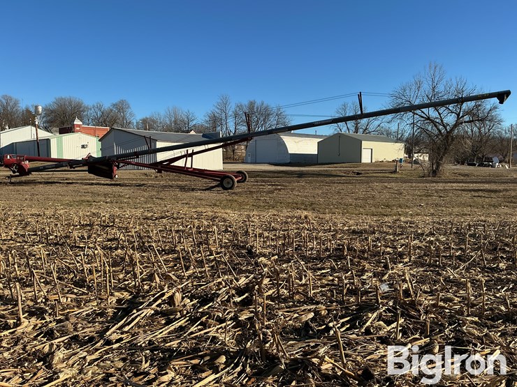 hutchinson-/mayrath-10-82-swing-away-auger-image-8