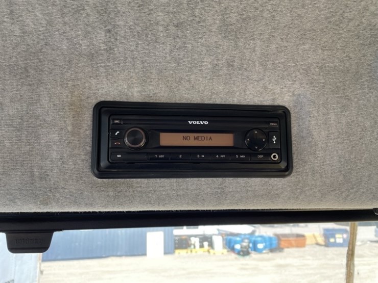 2018-volvo-a45g-image-40