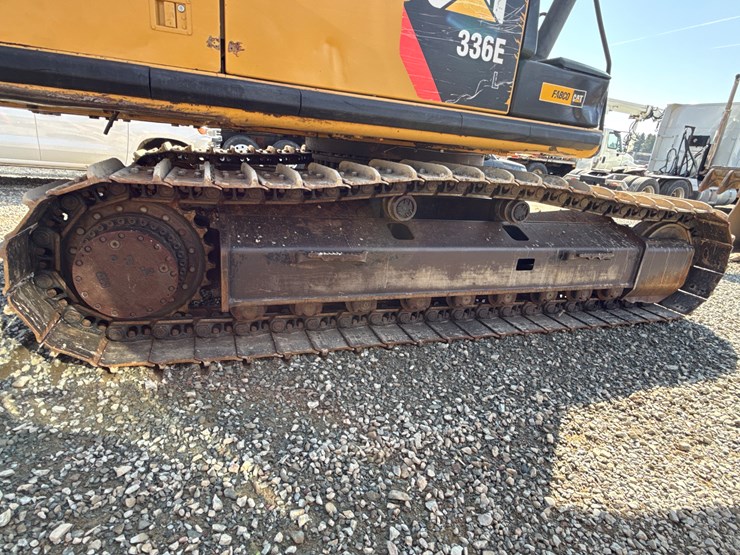 2011-caterpillar-336e-image-88