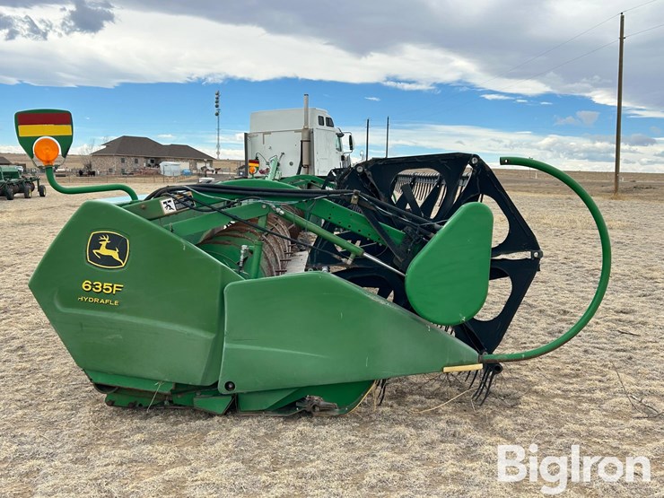 john-deere-635f-image-4