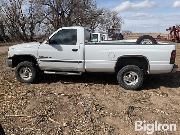 2001-dodge-ram-1500-laramie-slt-image-8