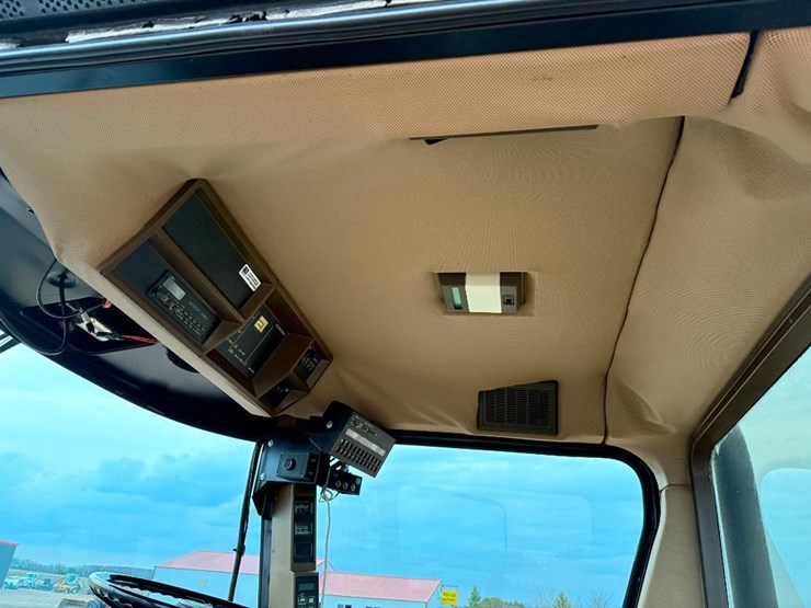 ag-chem-rogator-664-image-58