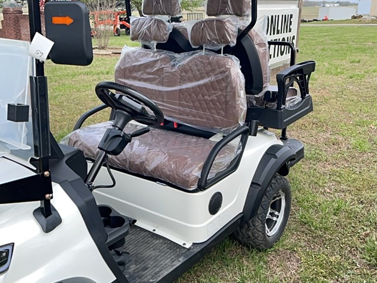 brandnew-4-seat-electric-golf-cart-image-3