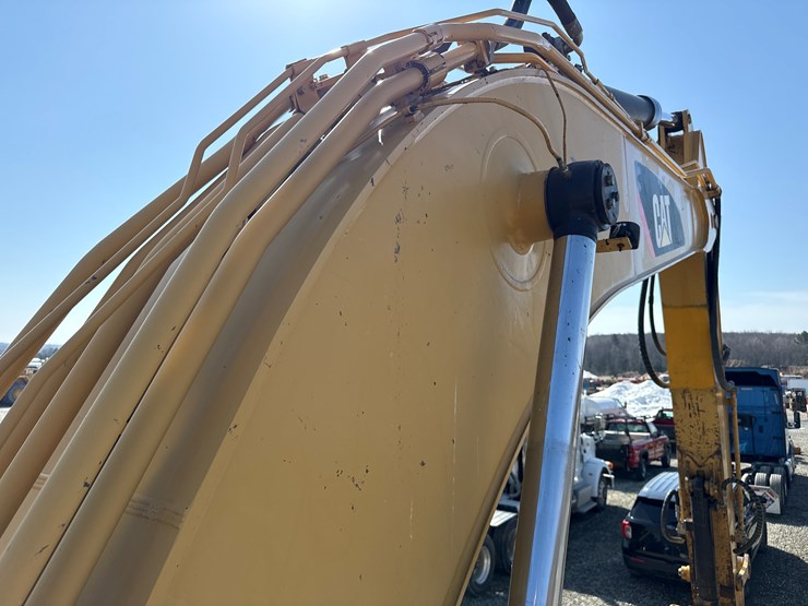 2011-caterpillar-336e-image-38