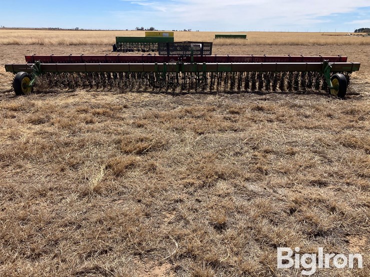 john-deere-400-image-2