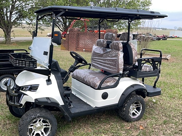 brandnew-4-seat-electric-golf-cart-image-1