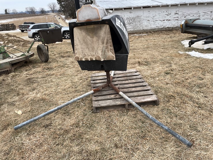 #2375-•-easy-way-mineral-feeder-image-1