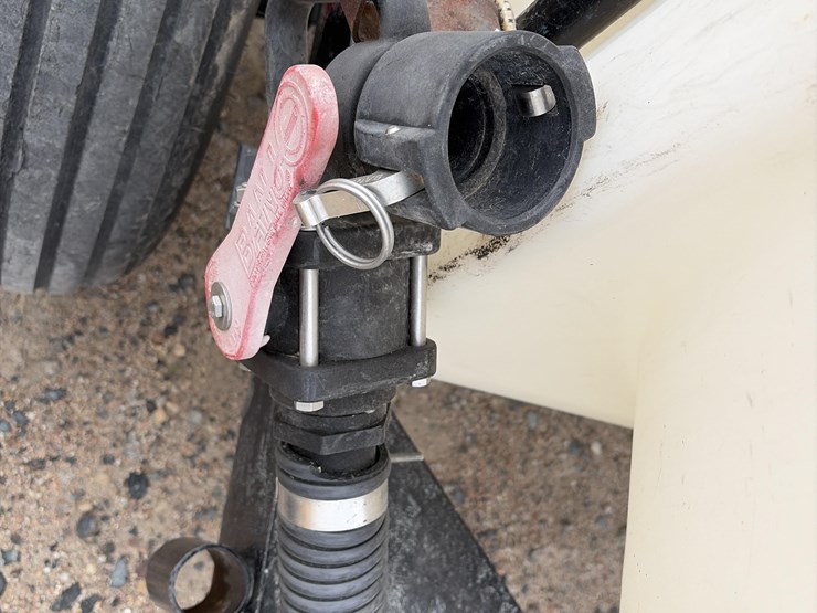 750-gallon-t/a-nurse-tank-trailer-image-9