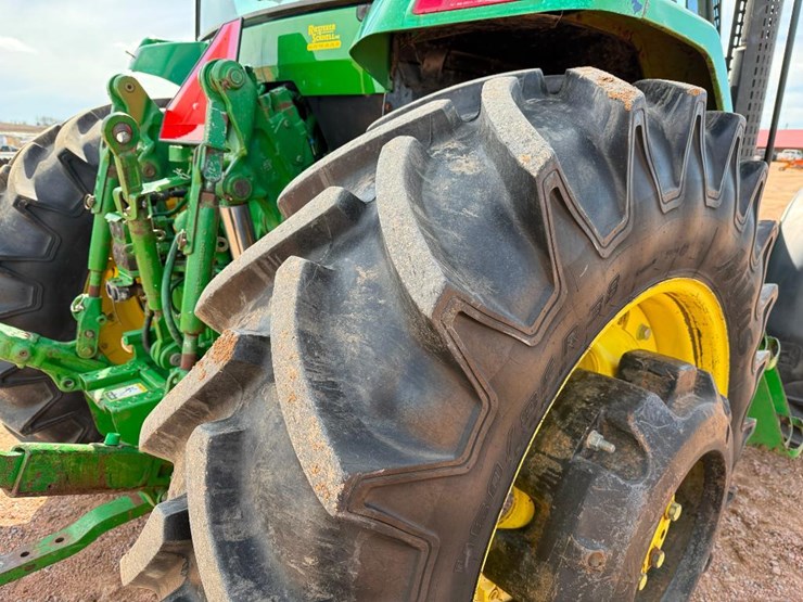 john-deere-7200-image-10