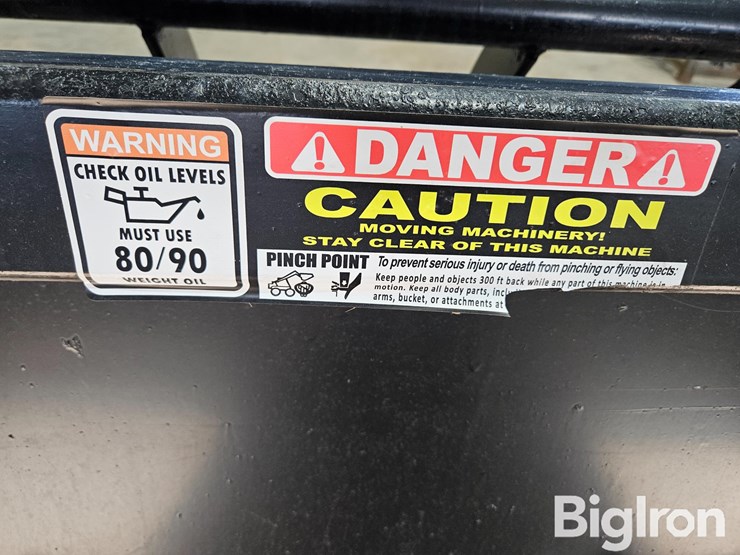 2025-massey-ferguson-730-image-18