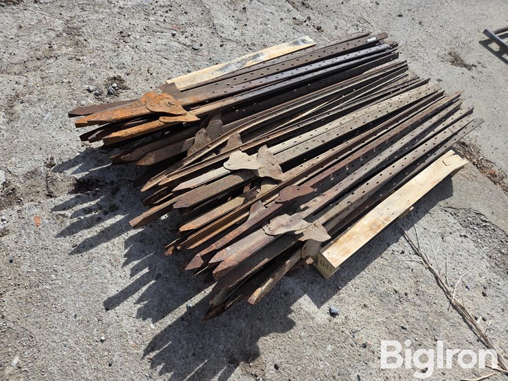 steel-t-posts-image-5