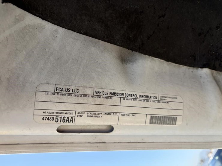 2016-dodge-2500-image-19