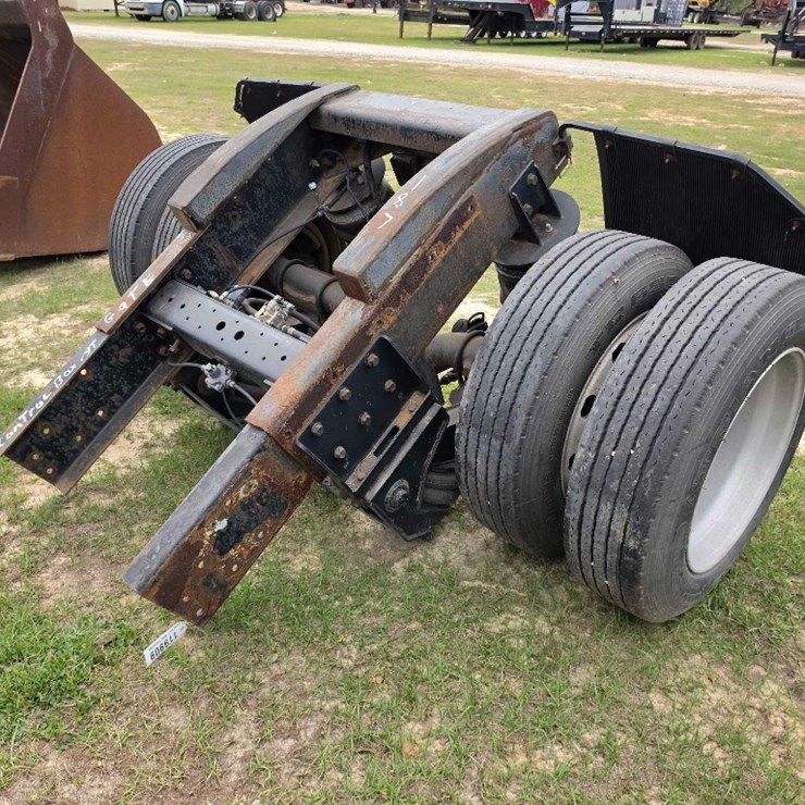 - AIR RIDE LIFT AXLE