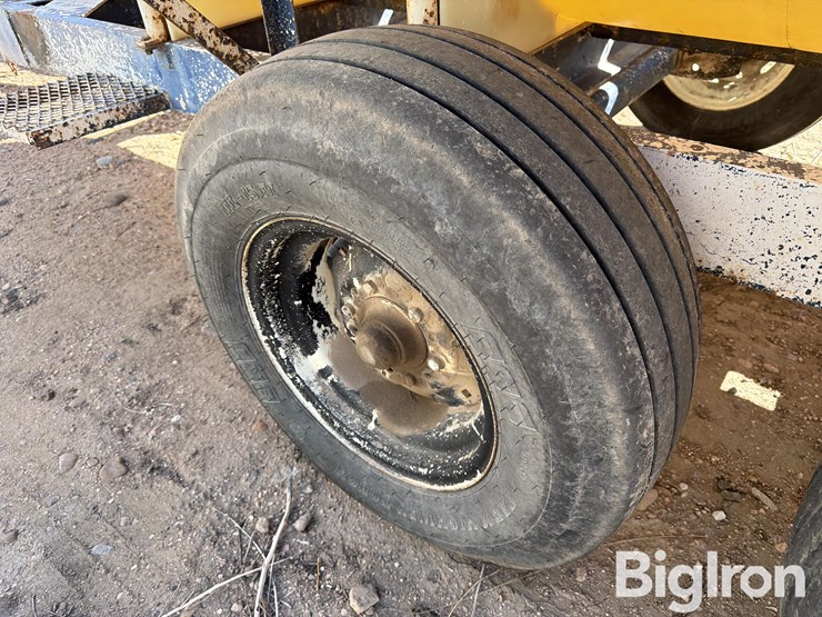 1050-gallon-t/a-nurse-tank-trailer-image-15