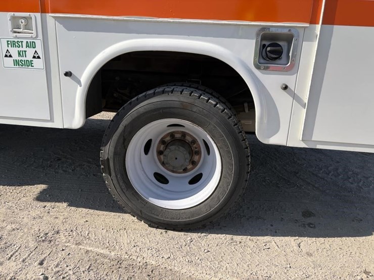 2012-ford-f450-image-5