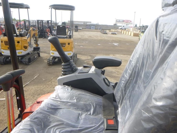 2025-tpm-20khydraulic-excavator-image-23