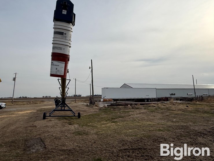 harvest-inernational-h1072-auger-image-6