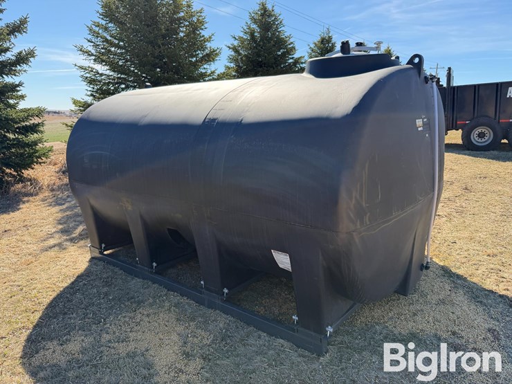 enduraplas-3200-gal-poly-tank-image-3