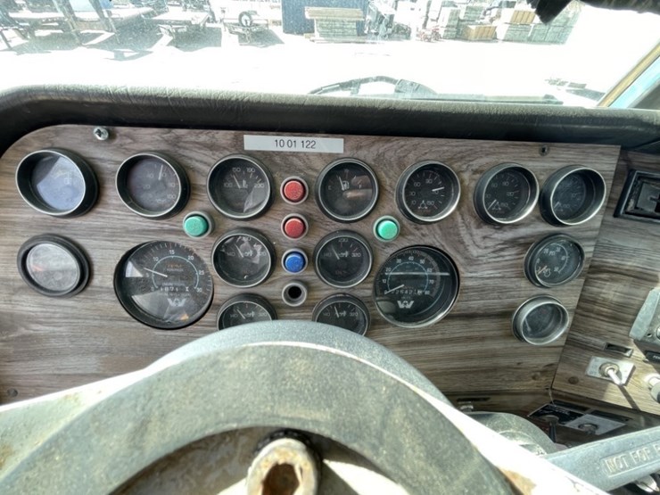 1988-western-star-4900-image-27