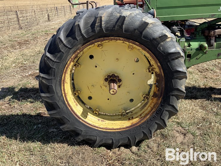 1954-john-deere-60-image-14