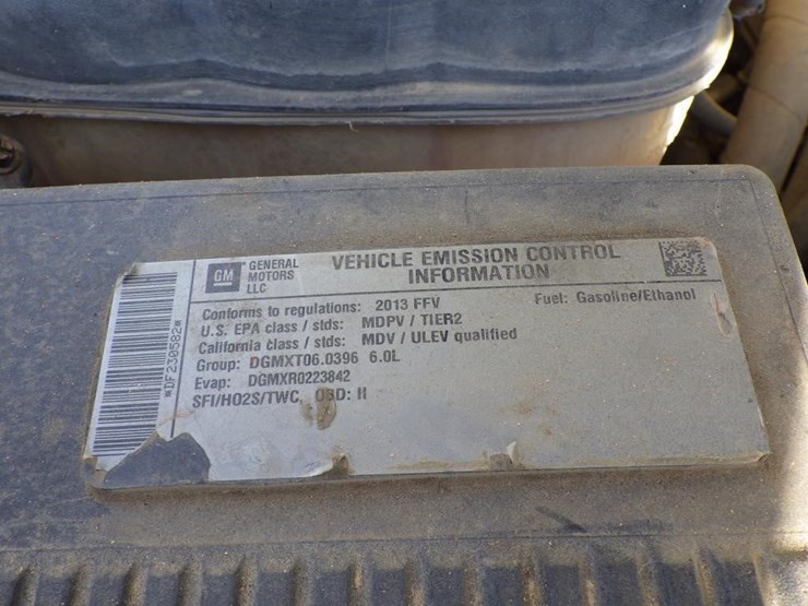 2013-chevrolet-3500hd-image-12