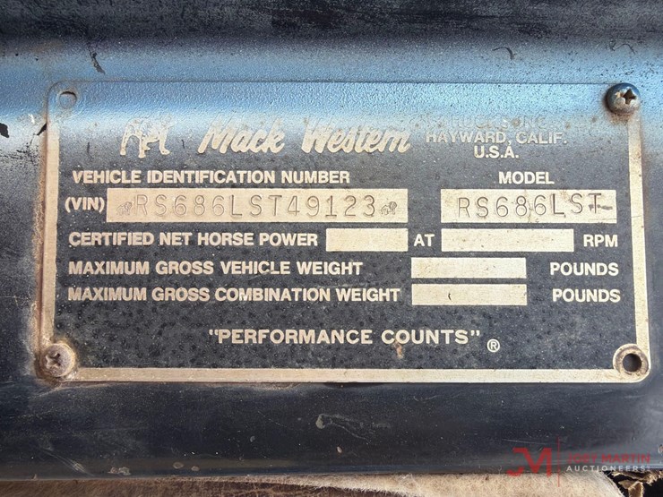 mack-rs686lst-image-27