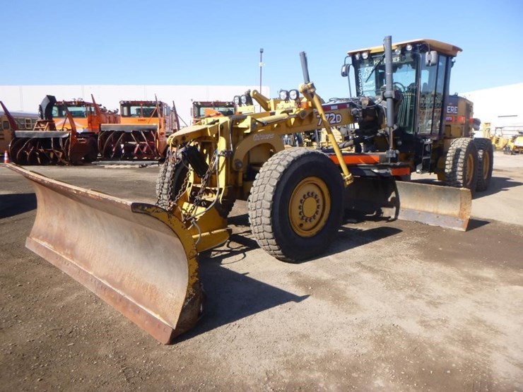 2008-deere-772d-image-1