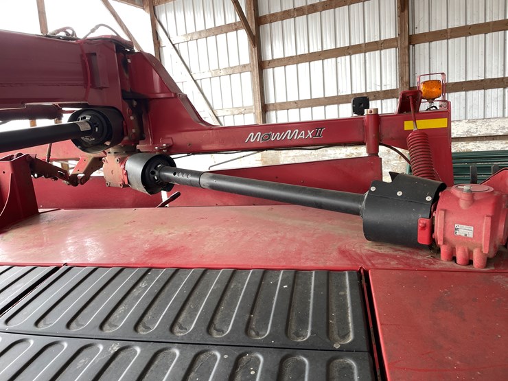 2015-new-holland-313-image-17