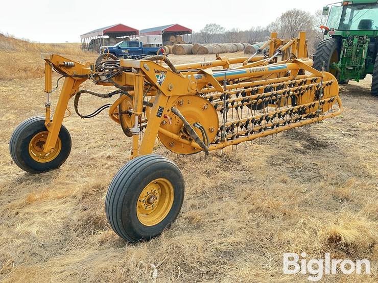 2001-vermeer-r24a-image-5