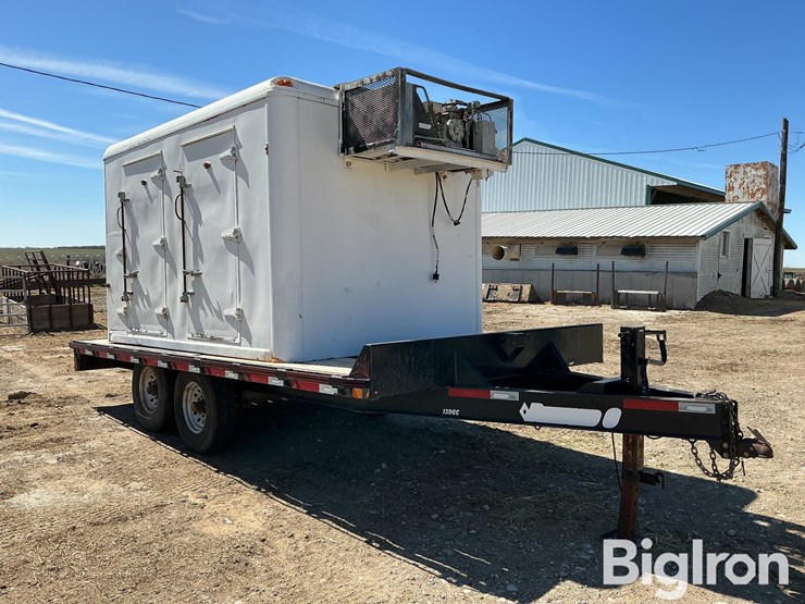 2013-rdcl-flatbed-t/a-trailer-w/cooler-image-3