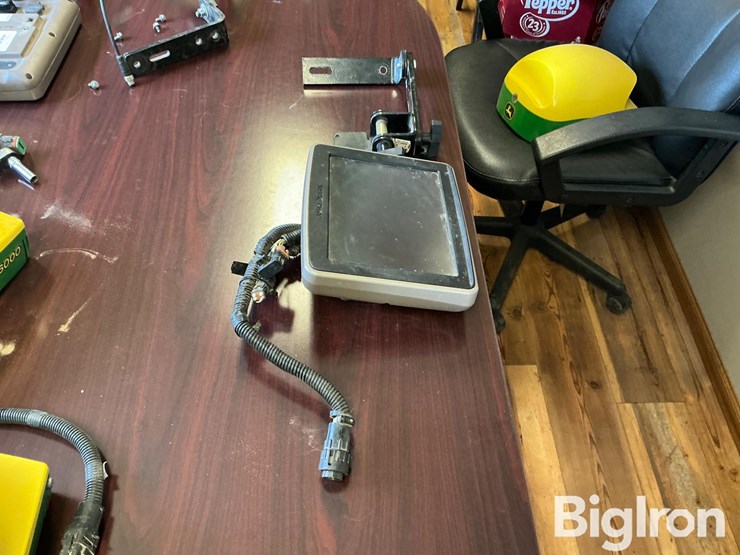 2012-john-deere-2630-image-4