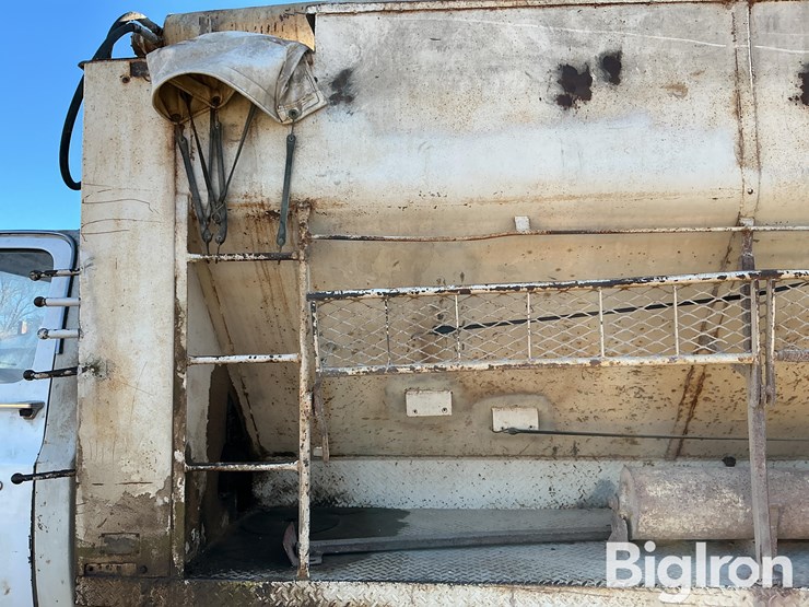 1975-chevrolet-c60-image-14