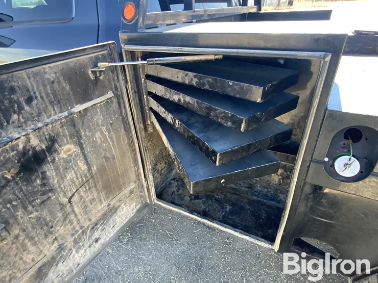 2019-dodge-3500-image-14