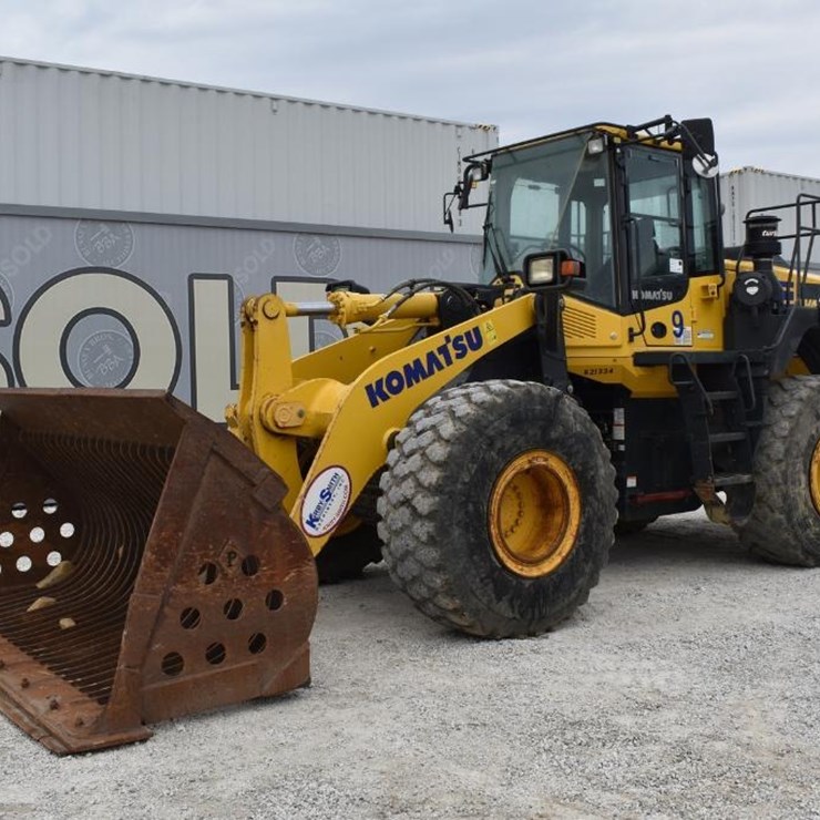 2021 KOMATSU WA380-8