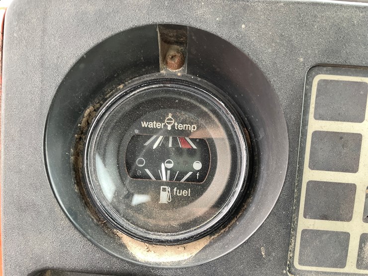 allis-chalmers-7045-image-41