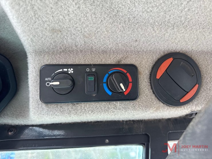 2021-bobcat-t66-image-21