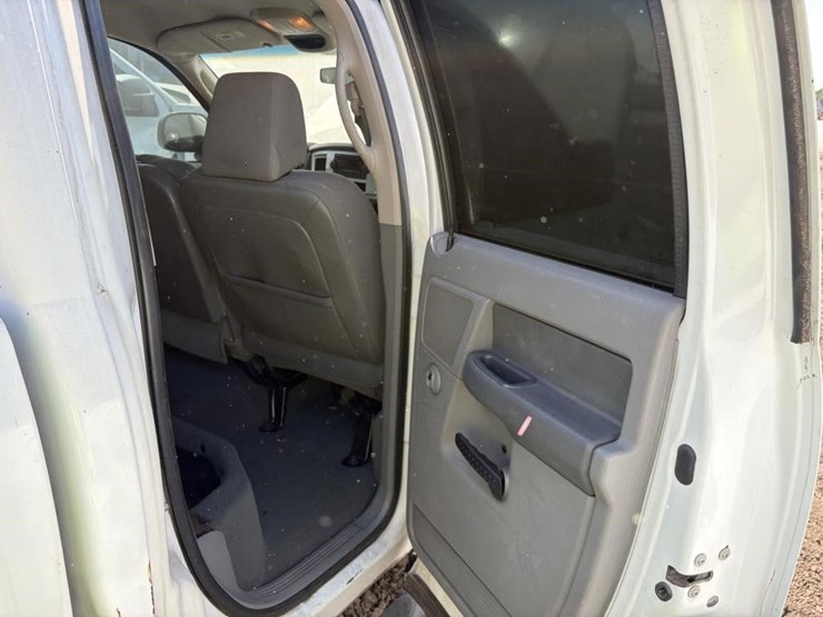 2008-dodge-ram-1500-image-11