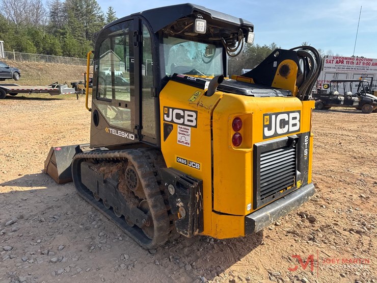 2023-jcb-2ts-7t-image-3
