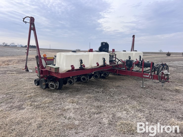 2012-case-ih-1220-image-3