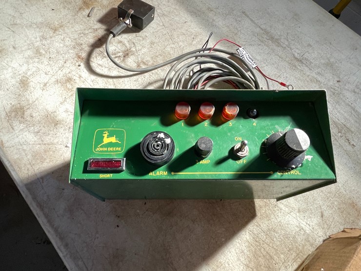 john-deere-1240-image-5