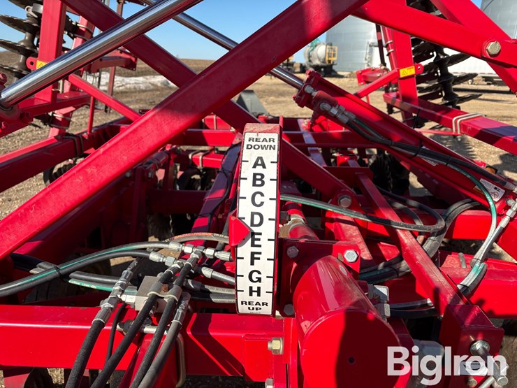 2012-sunflower-6630-32-image-13