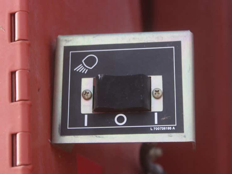 hesston-4910-image-47