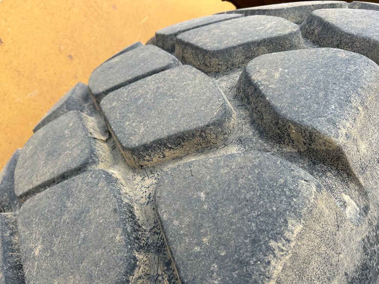 caterpillar-980g-image-56